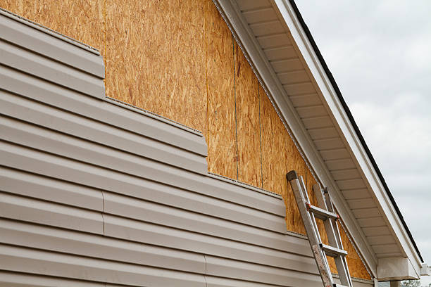 24/7 Emergency Siding experts in Manchester, OH